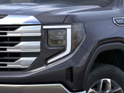 New 2026 GMC Sierra 1500 SLE w/ Preferred Package image 10