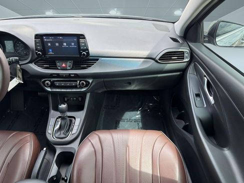 Used 2018 Hyundai Elantra GT FWD image 28