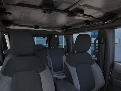 New 2025 Ford Bronco 4-Door AWD/4WD image 12
