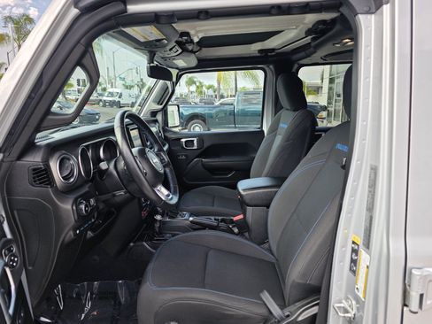 Used 2023 Jeep Wrangler Unlimited Rubicon 4xe w/ Steel Bumper Group AWD/4WD image 12
