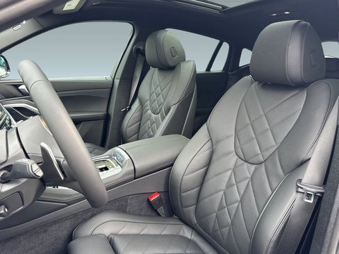 New 2026 BMW X6 xDrive40i w/ Premium Package image 19