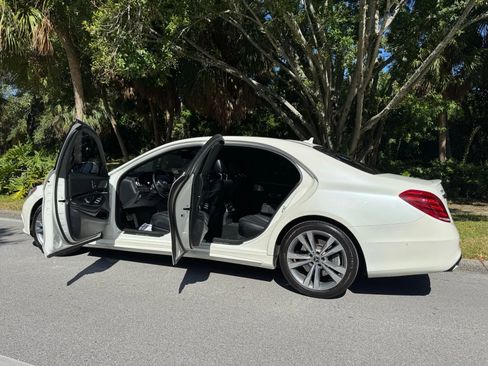Used 2017 Mercedes-Benz S 550 S 550 Sedan 4D w/ Sport Package image 19