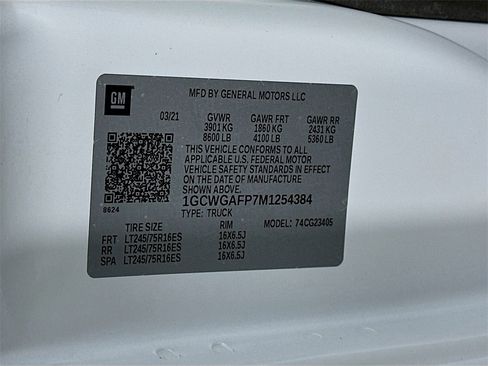 Used 2021 Chevrolet Express 2500 w/ Driver Convenience Package image 35