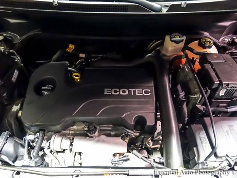 Used 2020 Chevrolet Equinox LS w/ LS Convenience Package image 31