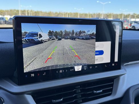 New 2026 Ford Explorer Active image 29