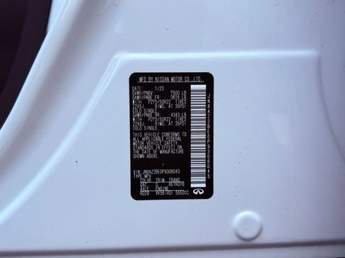 Used 2023 INFINITI QX80 Sensory w/ Cargo Package image 38