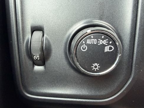 Used 2015 GMC Sierra 1500 4x4 Double Cab image 30