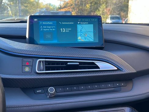 Used 2019 BMW i8 Roadster image 26