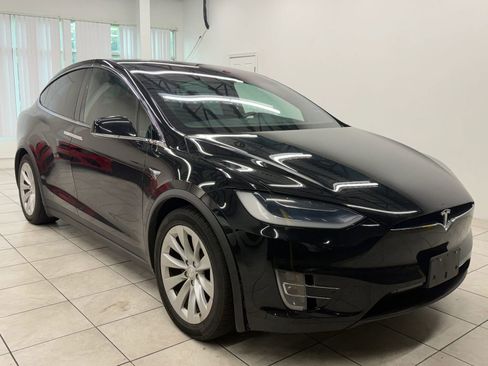 Used 2018 Tesla Model X 100D AWD/4WD image 1