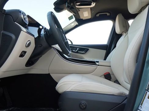 Used 2026 Mercedes-Benz GLC 300 image 27