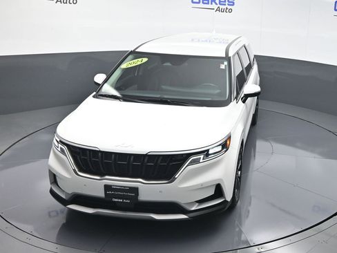 Used 2024 Kia Carnival EX image 50
