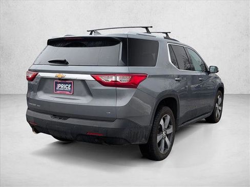 Used 2018 Chevrolet Traverse LT w/ LPO, 'HIT The Road' Package image 5