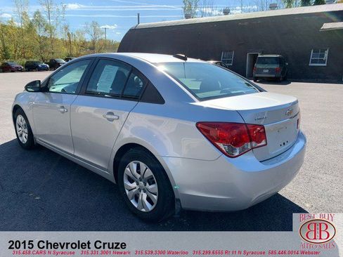 Used 2015 Chevrolet Cruze LS FWD image 5