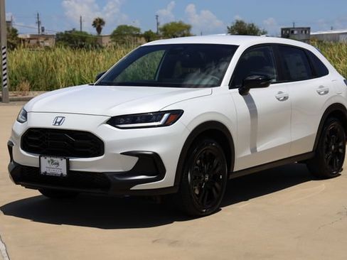 New 2027 Honda HR-V Sport image 3