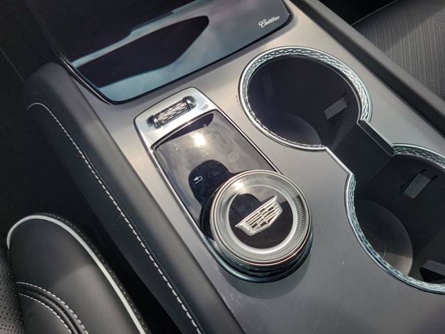Certified 2026 Cadillac Vistiq Platinum w/ LPO, Floor Liner Package AWD/4WD image 47