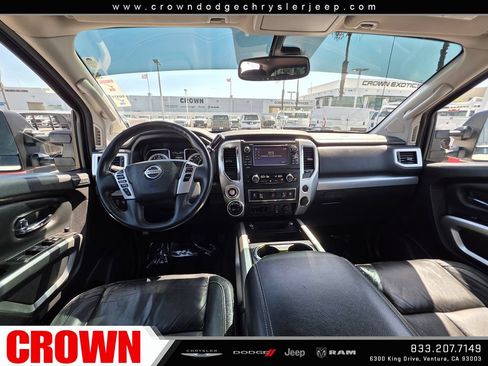 Used 2017 Nissan Titan PRO-4X w/ Pro-4x Convenience Package AWD/4WD image 19