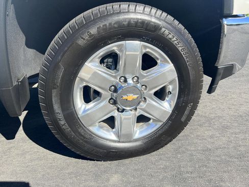 Used 2021 Chevrolet Silverado 2500 LTZ w/ LTZ Premium Package image 7