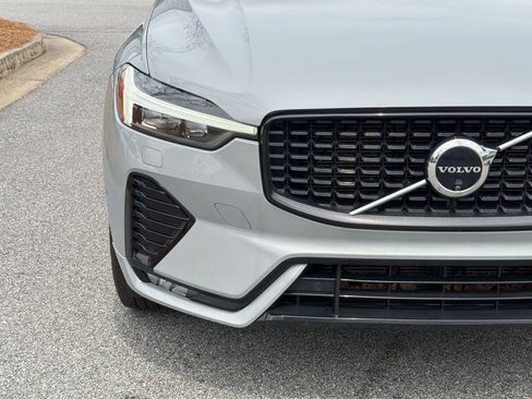 Used 2024 Volvo XC60 B5 Plus w/ Protection Package Premier image 11