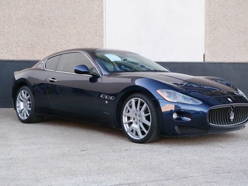 Used 2010 Maserati GranTurismo Coupe RWD image 4