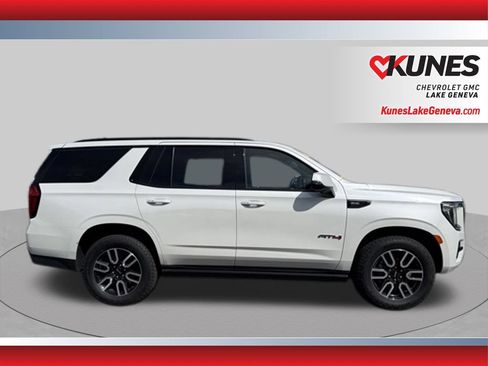 Used 2022 GMC Yukon AT4 AWD/4WD image 3