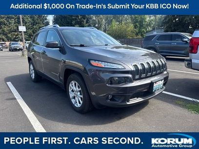 Used 2015 Jeep Cherokee Latitude w/ Comfort/Convenience Group