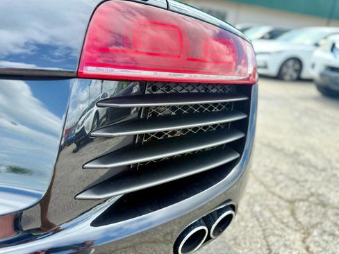 Used 2012 Audi R8 V8 image 17