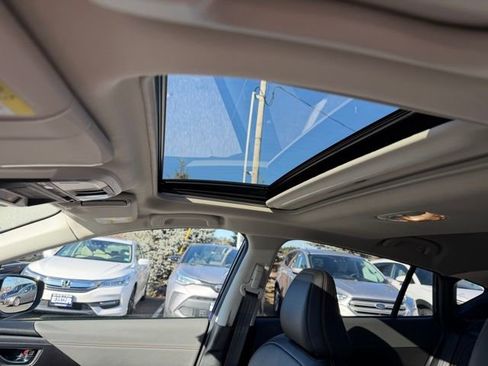 Certified 2025 Subaru Crosstrek 2.5i Limited image 19