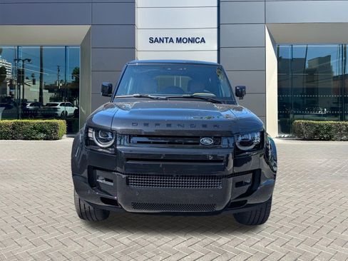 New 2026 Land Rover Defender 110 X-Dynamic SE AWD/4WD image 8