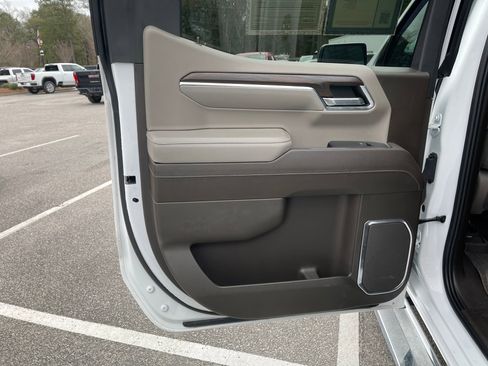 Used 2022 GMC Sierra 1500 SLT w/ SLT Premium Plus Package image 24