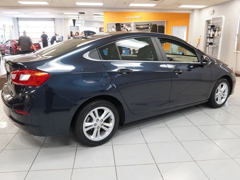 Used 2016 Chevrolet Cruze LT image 11