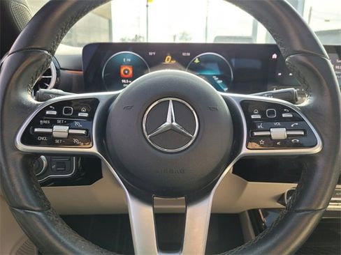 Used 2021 Mercedes-Benz A 220 image 21