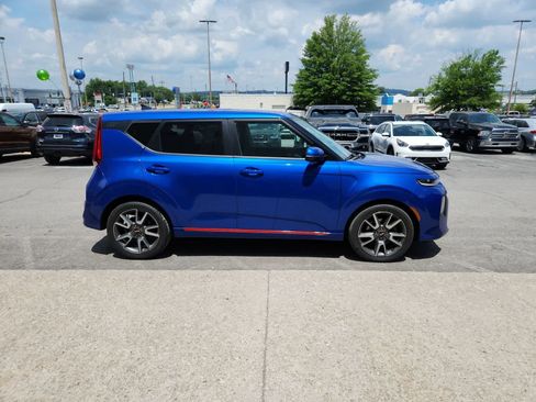 Used 2021 Kia Soul Turbo FWD image 6