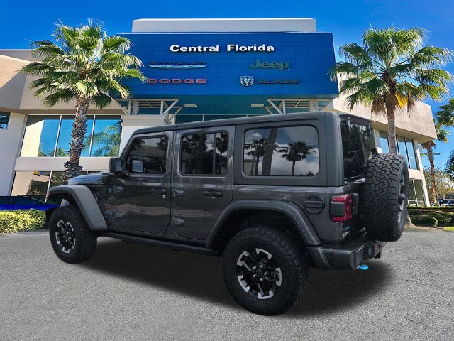 Used 2024 Jeep Wrangler Unlimited Rubicon 4xe w/ Convenience Group AWD/4WD image 6