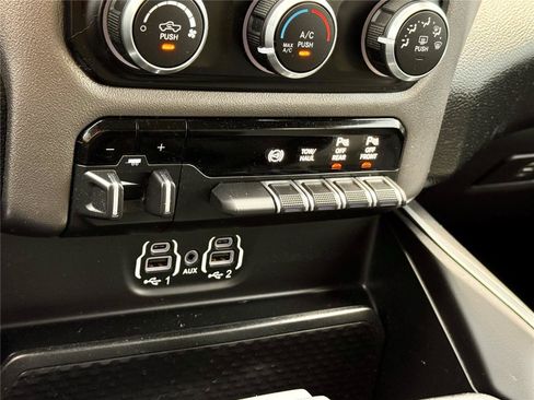 Used 2019 RAM 3500 Big Horn AWD/4WD image 56