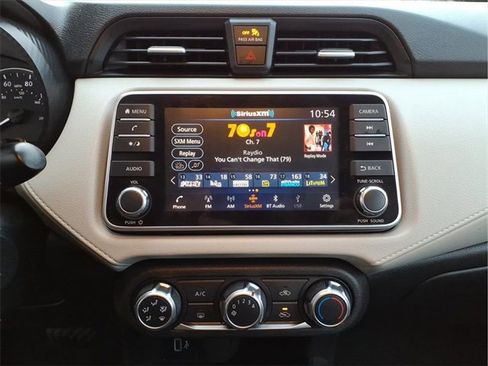 Used 2021 Nissan Versa SV image 18