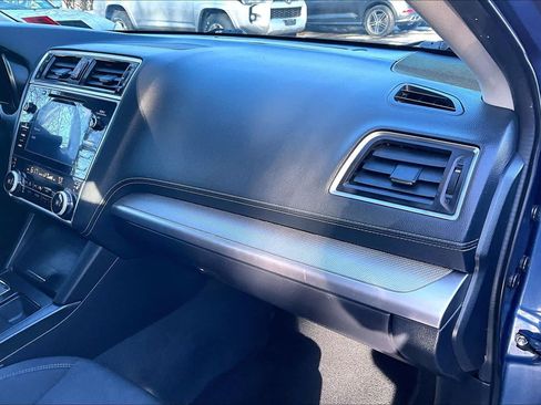 Used 2019 Subaru Legacy 2.5i Premium image 17