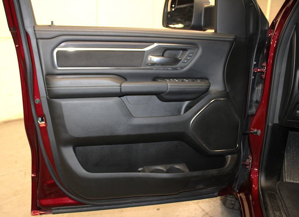 Certified 2026 RAM 1500 Laramie AWD/4WD image 28