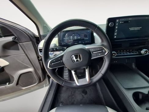 Used 2024 Honda Prologue Touring image 12