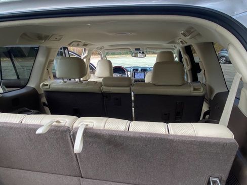 Used 2013 Lexus GX 460 Premium image 52