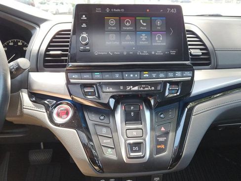 Used 2025 Honda Odyssey Touring image 18