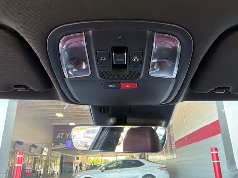 Used 2023 Kia Stinger GT-Line w/ Sun & Sound Package RWD image 17