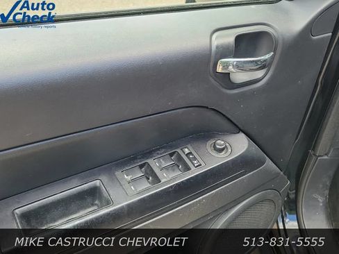 Used 2015 Jeep Compass Sport w/ Power Value Group FWD image 17