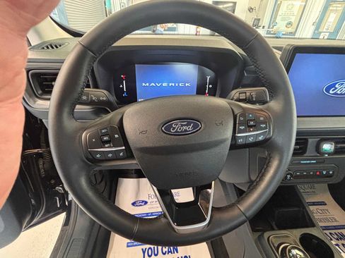 Used 2025 Ford Maverick XLT w/ Equipment Group 301A AWD/4WD image 20