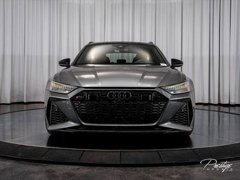 Used 2022 Audi RS 6 AWD/4WD image 2