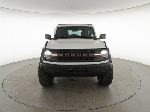 New 2025 Ford Bronco 2-Door image 2