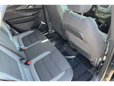 Used 2023 Chevrolet TrailBlazer LT image 18