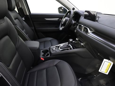 New 2025 MAZDA CX-5 AWD 2.5 S w/ Premium Plus Pkg image 16
