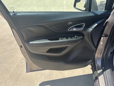 Used 2015 Buick Encore Leather AWD/4WD image 3