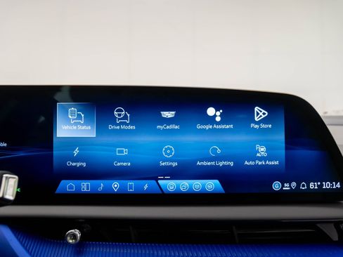 New 2026 Cadillac Optiq Sport 1 image 28