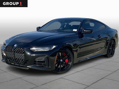 Used 2023 BMW M440i Coupe image 1